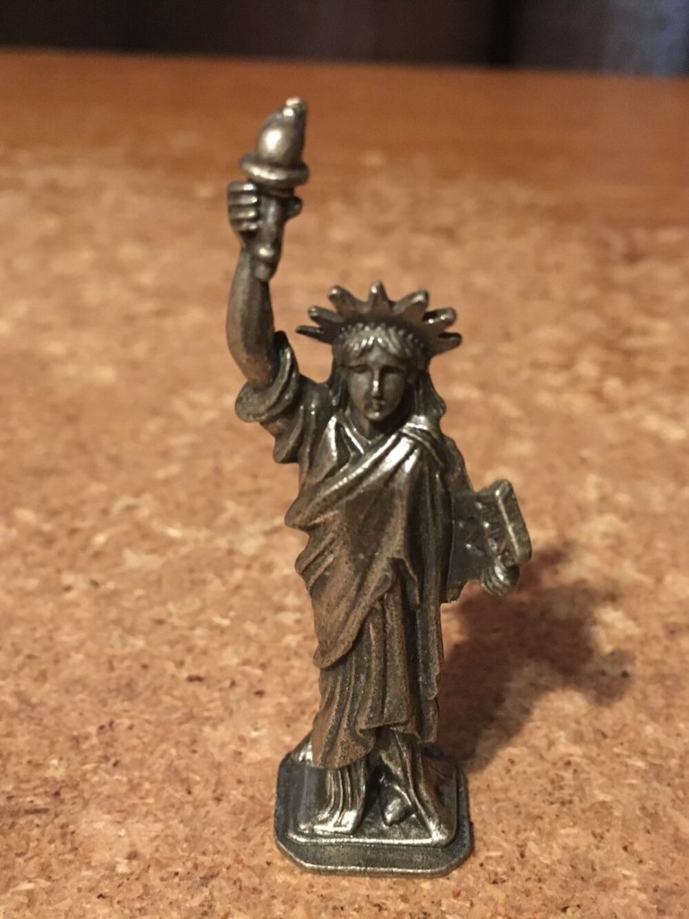 MINIATURE PEWTER STATUE OF LIBERTY 2.5" FIGURINE